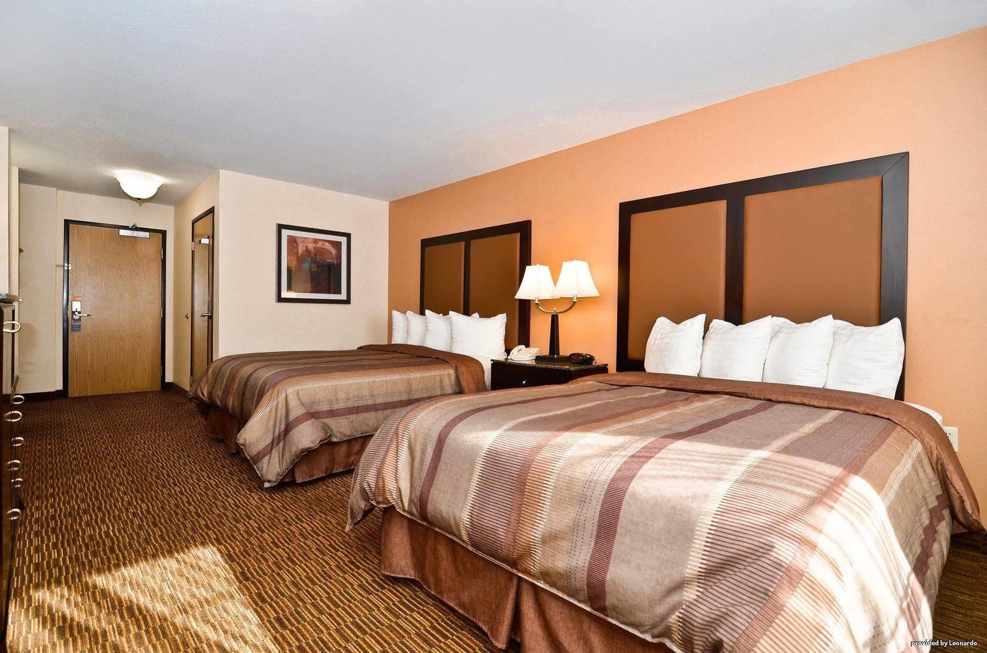 Best Western Plus Vineyard Inn Livermore Habitación foto